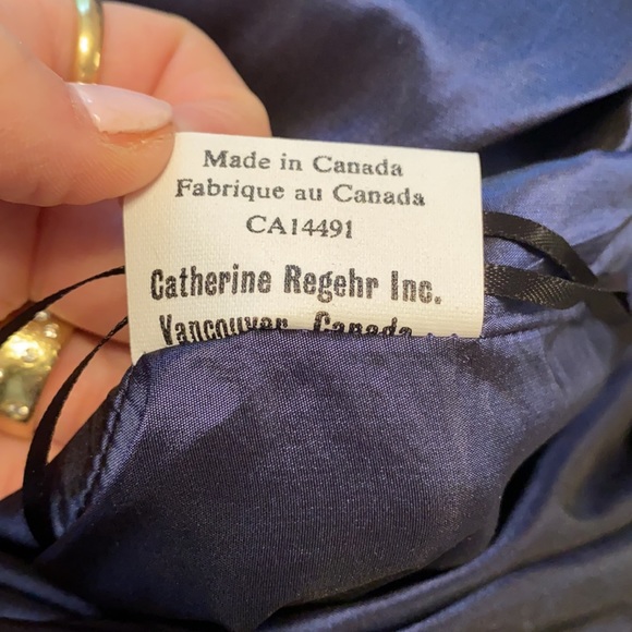 Catherine Regehr Silk Navy One Shoulder Gown - Picture 10 of 10